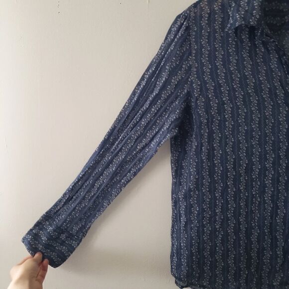 J. Crew Floral Button Down Blue Shirt S/M - Picture 3 of 6